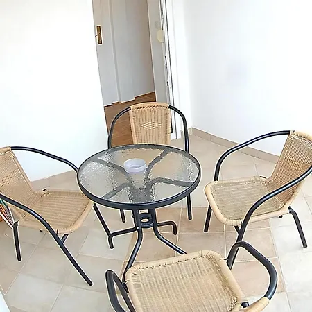 In Mit Terrasse Apartment *